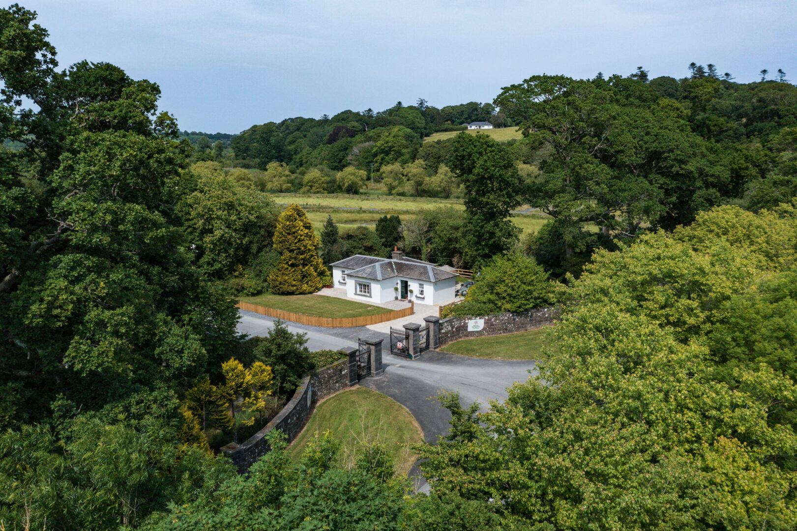 Mount Congreve Gate Lodges